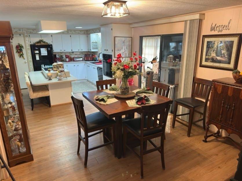 125 Rigi Slope Drive a Winter Haven, FL Mobile or Manufactured Home for Sale